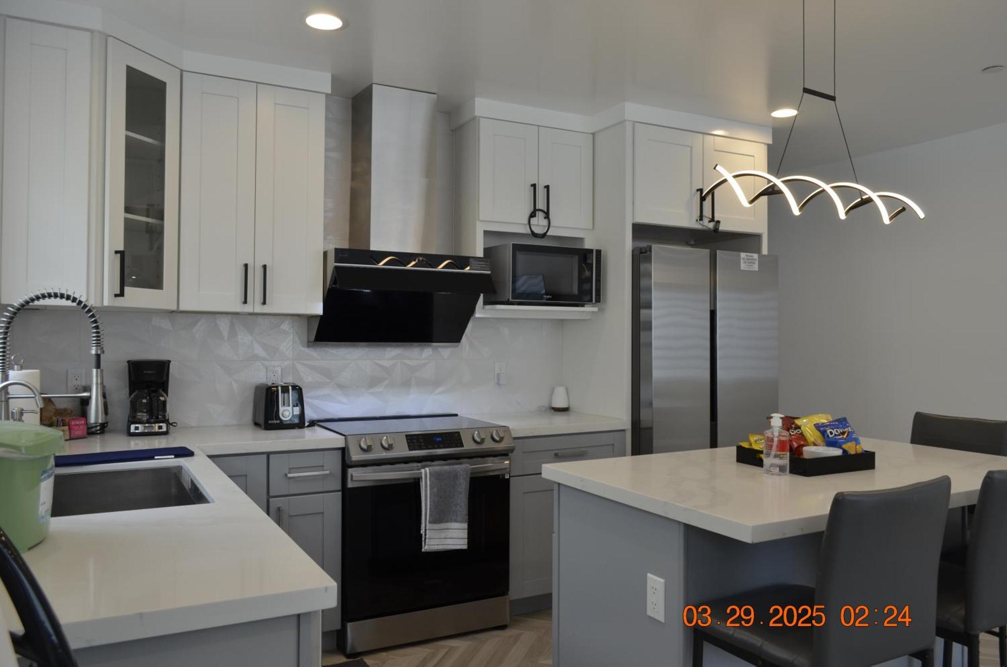 Dimond Abode Vacation Home #2 Oakland Dimond District Bagian luar foto